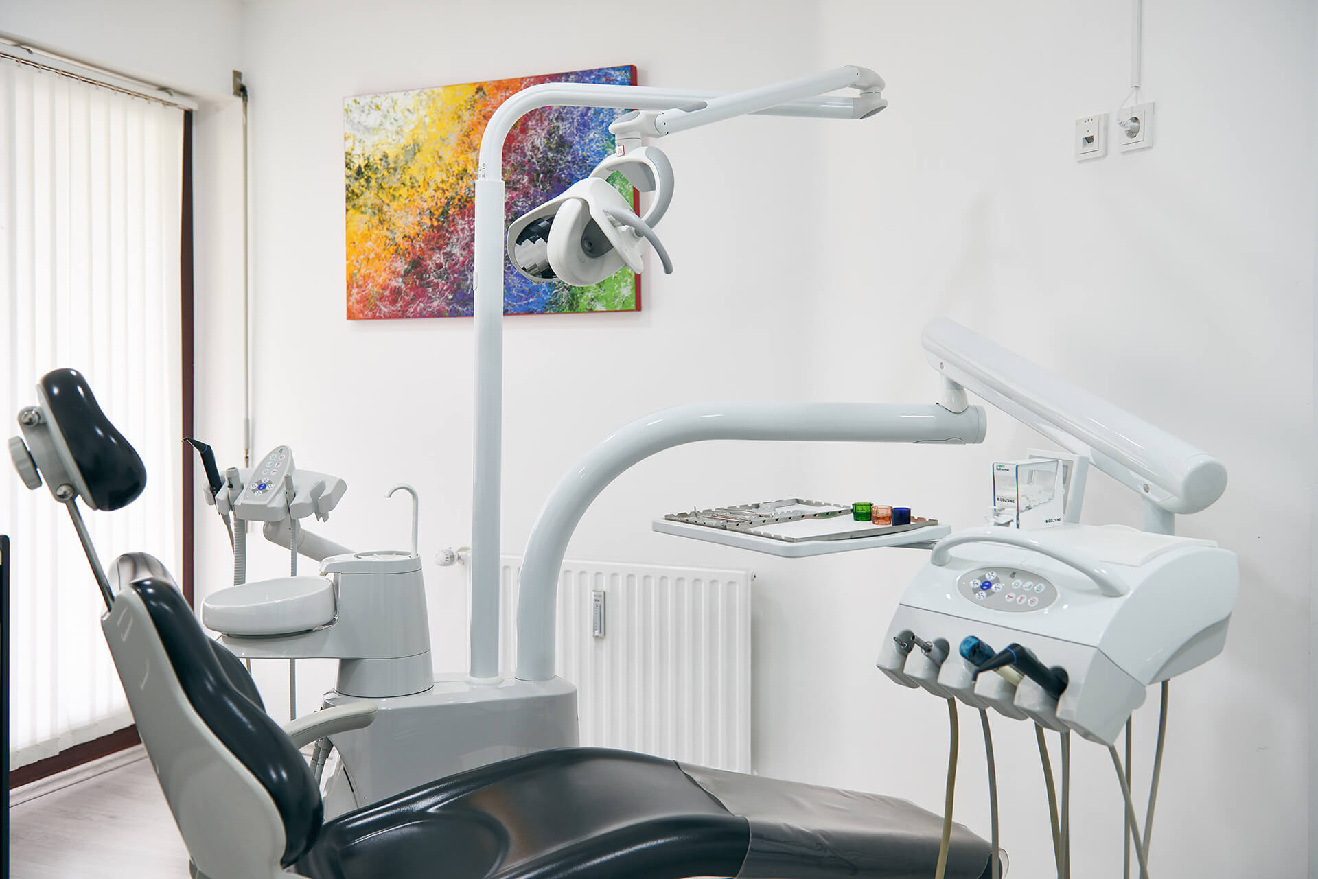 Behandlungstisch Zahnarzt Dormagen
